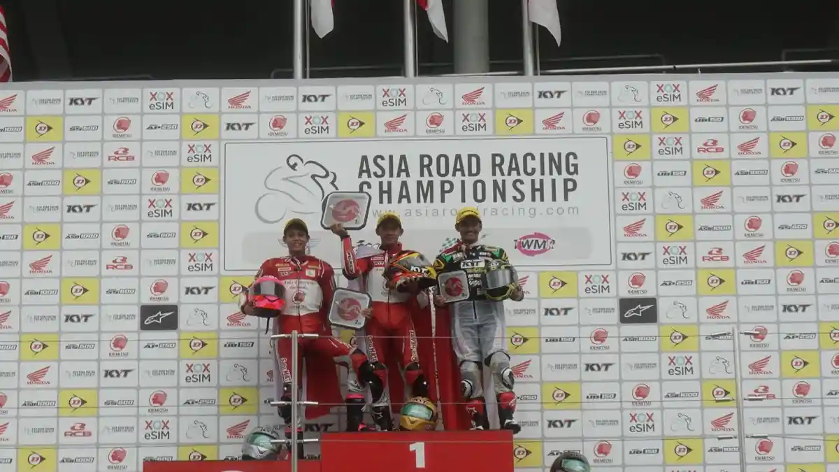 Pebalap Honda Dominasi Podium ARRC di Sirkuit Suzuka