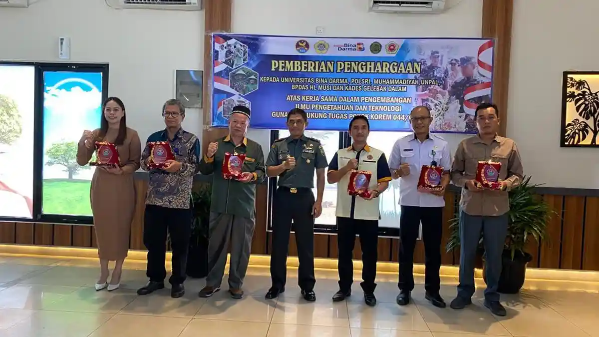 Korem 044/ GAPO Beri Penghargaan Kepada UBD, Kerjasama Aplikasi Staf Korem