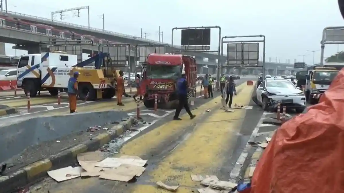 Berkaca dari Kecelakaan di GT Halim, Pelatihan kepada Pengemudi Armada Logistik Harus Jadi Prioritas