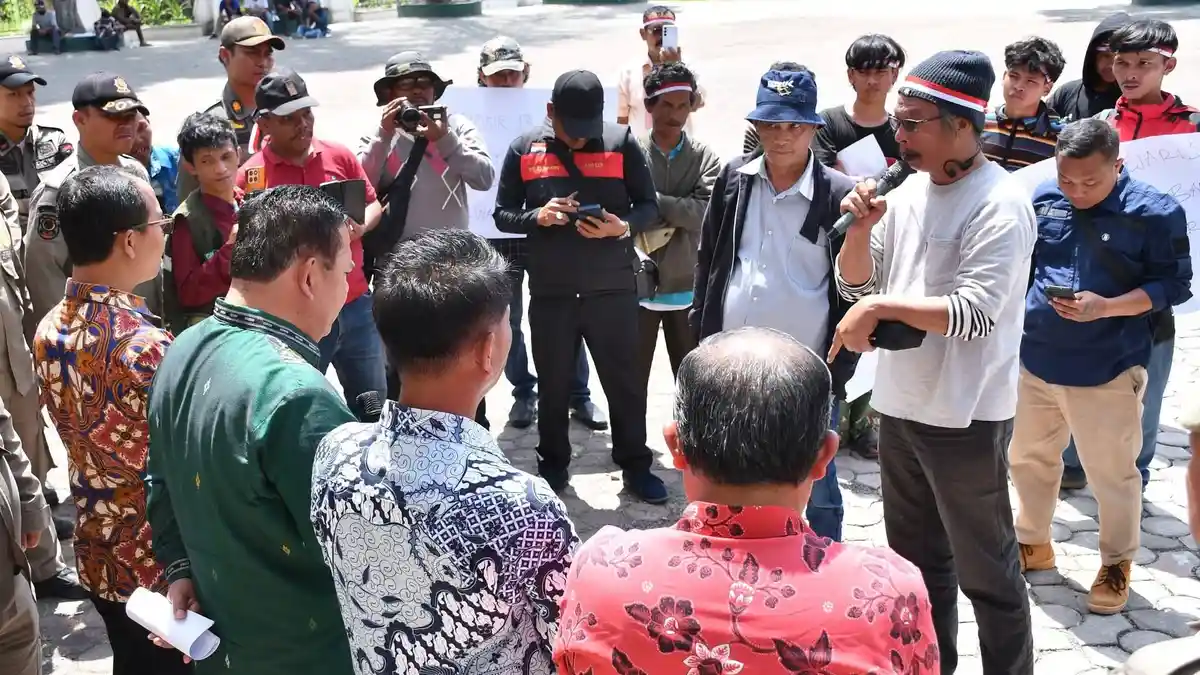 Pemkab Samosir Klaim Pembelian Mobil Dinas tak Melanggar Aturan 