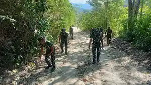Pembukaan-badan-jalan-di-Desa-Aelipo-Kecamatan-Wewaria-Kabupaten-Ende.jpg