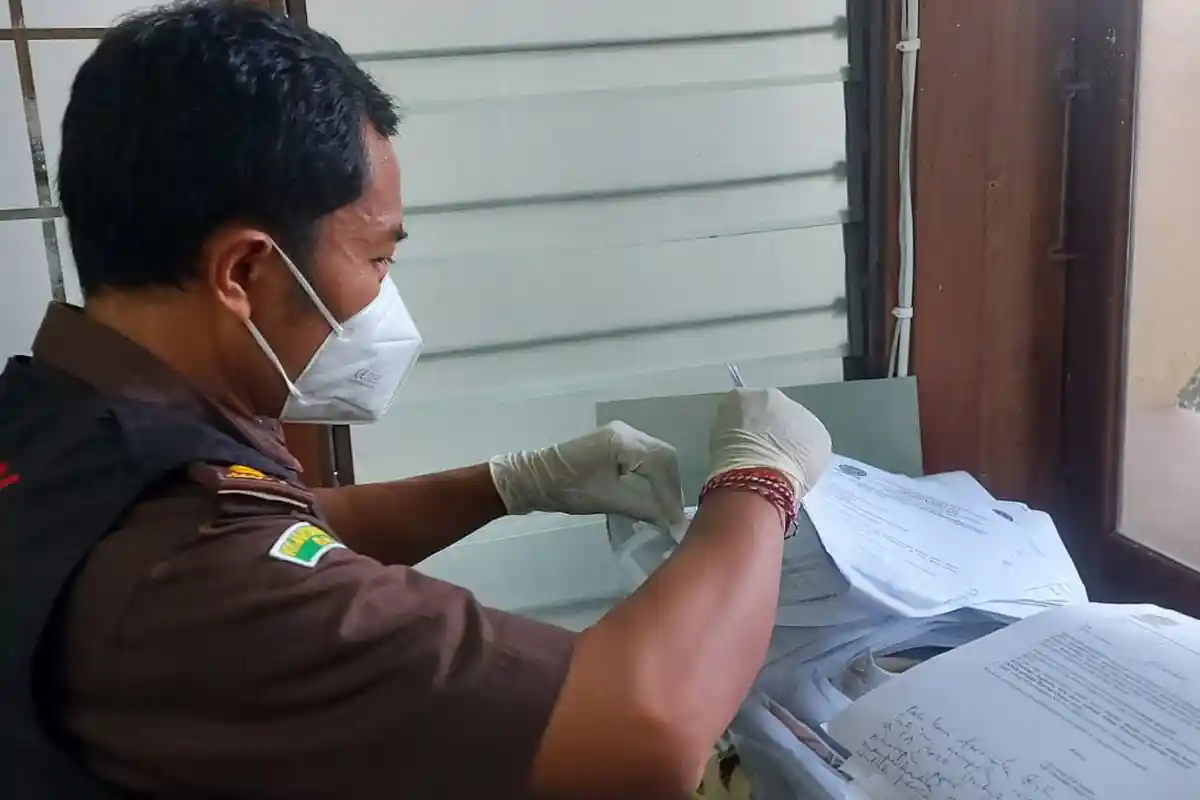 KRONOLOGI 3 Pejabat Unud Jadi Tersangka Kasus Dana SPI Mahasiswa Baru Rp 3,8 Miliar