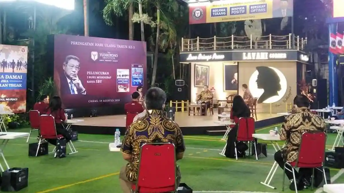 SBY Luncurkan Dua Buku, Ceritakan Pengalaman Tangani Krisis
