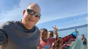 Matindas-J-Rumambi-di-Papua.jpg