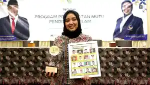 Peduli-Nasib-Guru-Madrasah-Politisi-Nasdem-Dini-Rahmania-Diganjar-Penghargaan-dari-FJN.jpg