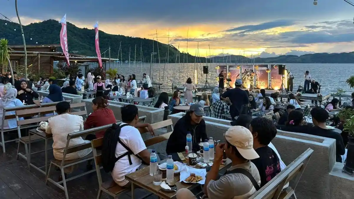 Astra Motor Papua Sebarkan Cinta Lewat Sunset Romance di Hari Valentine: Musik hingga Romantic Game