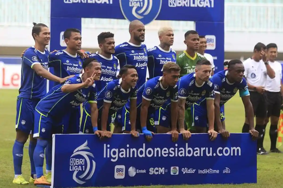 Prediksi Susunan Pemain Persib Bandung vs PSS Sleman, Henhen Kembali, Ezra Walian Tak Starter?