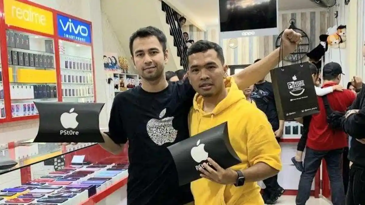 TERUNGKAP Penghasilan Per Hari Putra Siregar, Karyawan PS Store Jadi Saksi Kasus Handphone Ilegal