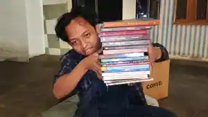 Raja-Sinaga-tukang-cilok-viral.jpg