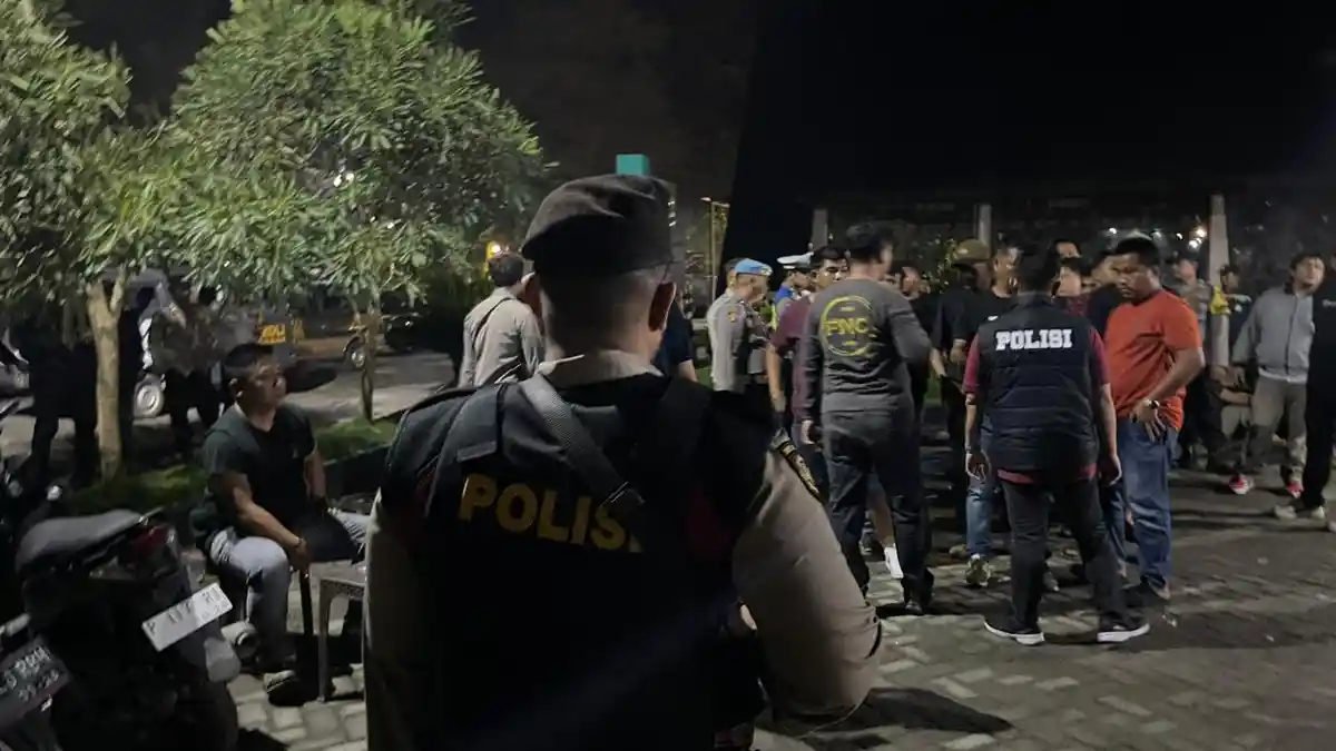 Polisi Sebut Senpi yang Ditemukan saat Razia Diskotek Blue Star, Disimpan di Jok Motor