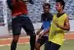 Samsidar Latihan Timnas Pra Piala Asia 2015