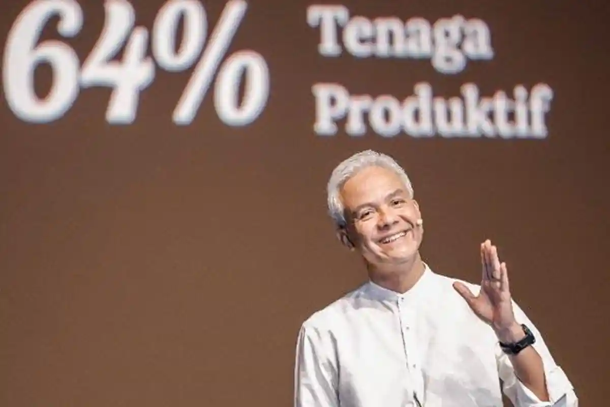 Tekad Ganjar Beri Perhatian Serius untuk Gaji Guru dan Tenaga Pendidik: Mereka Harus Sejahtera
