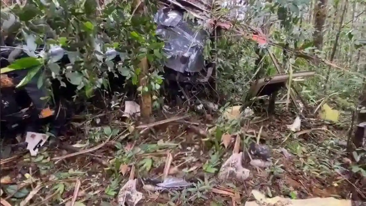 Helikopter Jatuh di Hutan Halmahera Maluku Utara, 3 Orang Tewas