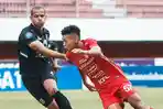 Duel-Persebaya-melawan-Persija.jpg