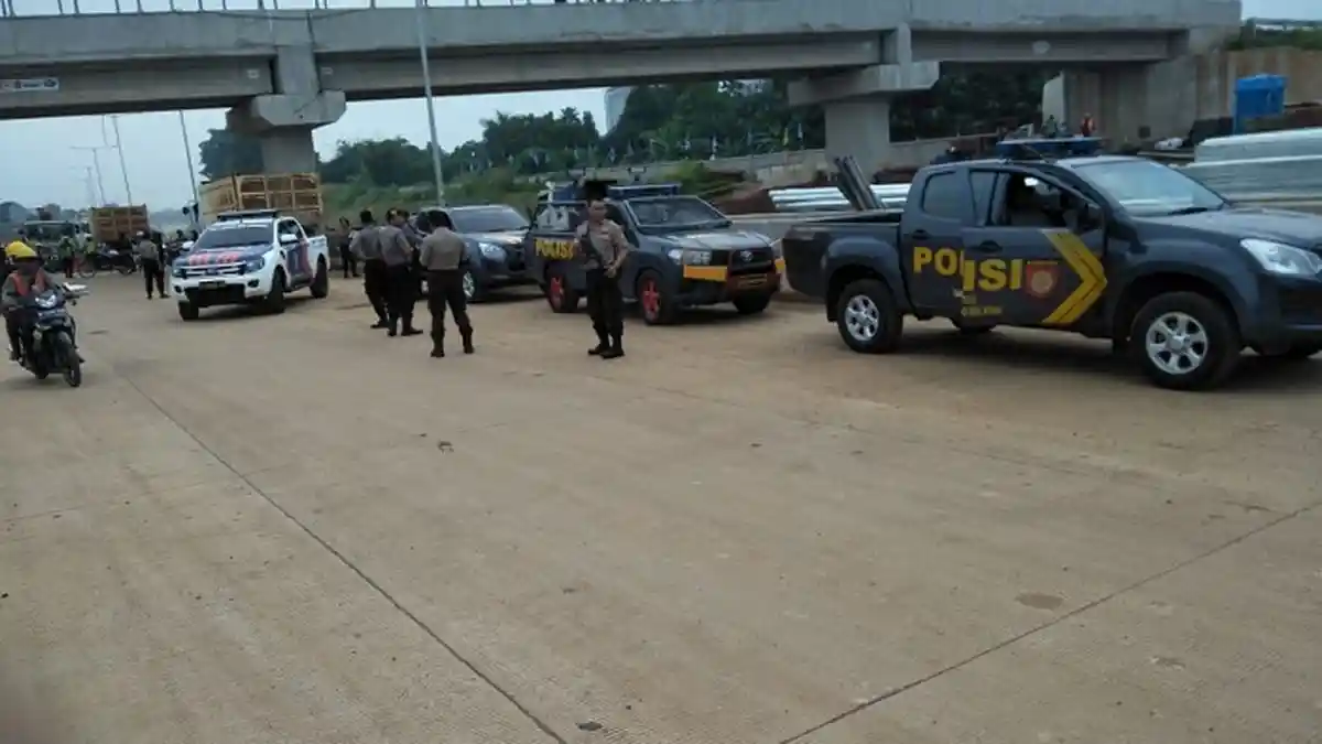 Balap Liar di Proyek Tol Pondok Aren-Kunciran, Polisi Amankan 82 Sepeda Motor