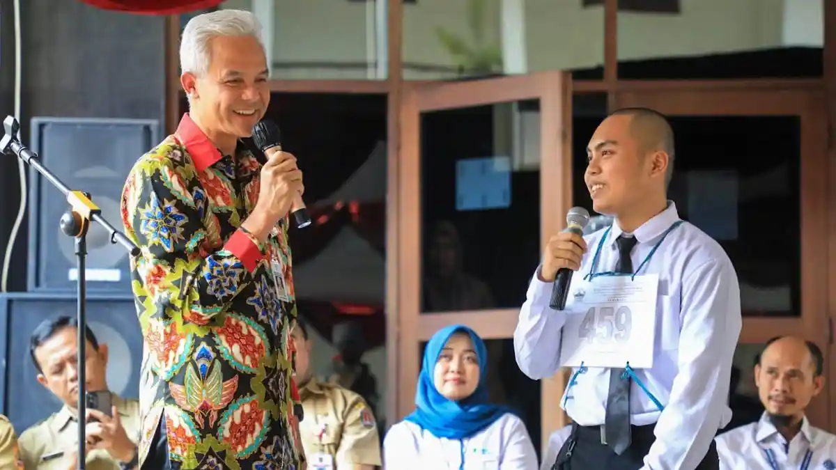 Patrik Warga Lampung Ikut Program Magang ke Jepang Pemprov Jateng, Ganjar: Kok Daftarnya di Sini?