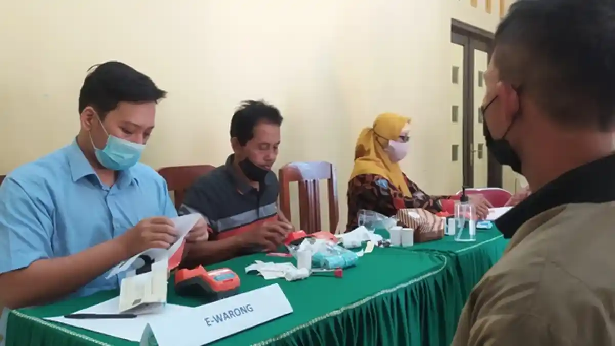 Percepatan Program Bantuan Sembako di Sragen, KKS Terima Uang Tunai Rp 200 Ribu