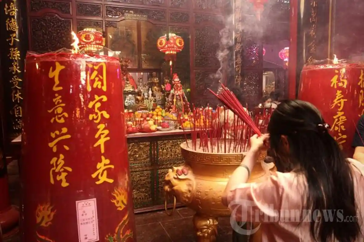 Ramalan Shio Monyet, Ayam, Anjing, Babi Besok Minggu 9 November 2025: Karier, Cinta, Nomor Hoki