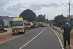 Puluhan Truk Angkut CPO Diberhentikan, Cari Sopir yang Senggol Motor Warga Lampur