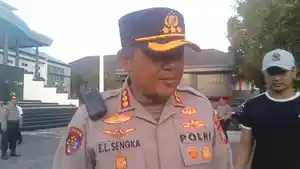 Kapolresta-Kendari-Kombes-Pol-Edwin-Louis-Sengka-diwawancara-usai-demo-di-DPRD-Sulawesi-Tenggara.jpg