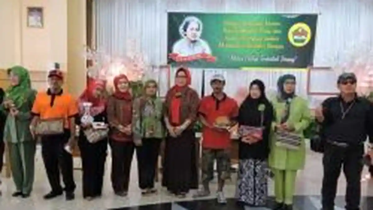 Ini Para Jagoan Mera Merangkai Batu Akik dari Baturaja