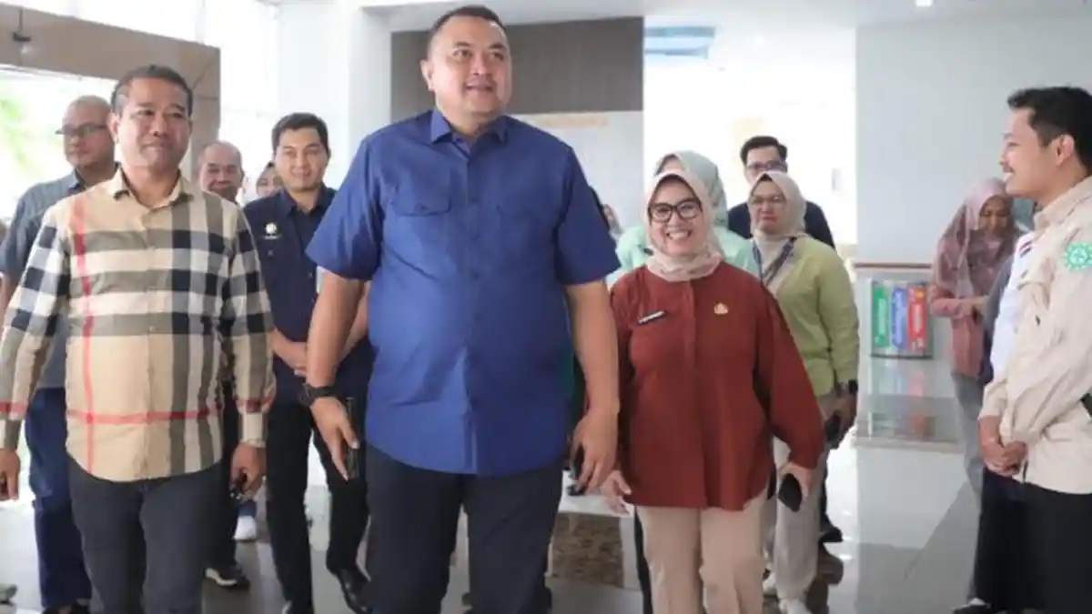 Tinjau Klinik Utama Parung, Bupati Bogor Pastikan Pelayanan Kesehatan Berjalan Optimal