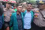 polisi-dan-mahasiswa-di-dprk-lsm.jpg