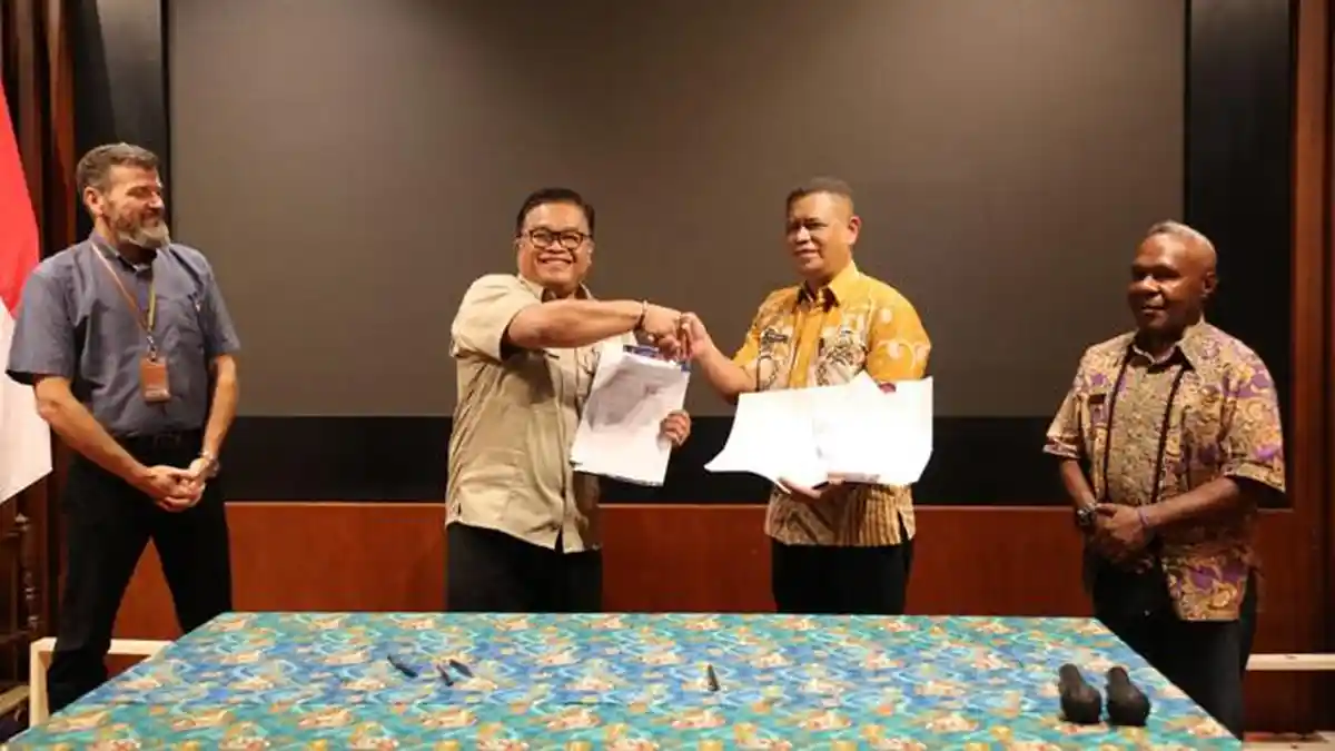 Penandatanganan MoU Dinkes Mimika dan Freeport Untuk Operasional RS Waa Banti