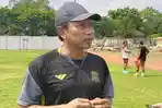 PERSIAPAN-MATANG-Pelatih-Deltras-FC-Widodo-Cahyono-Putro-setelah-latih.jpg