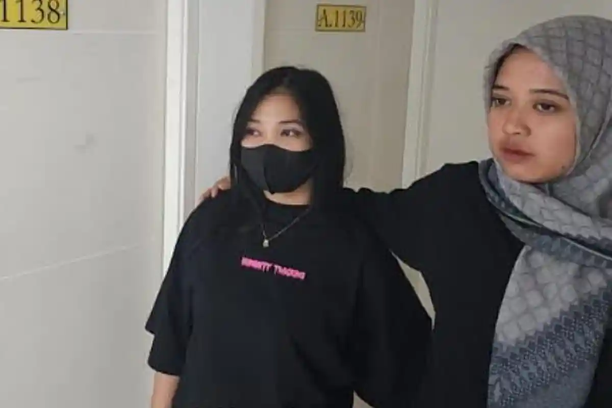 Kasus Prostitusi Online, Polisi Amankan 4 PSK dan Muncikari asal Jabar di Icon Apartemen Gresik