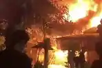 Dua-unit-rumah-di-Desa-Juli-PaseKecamatan-Juli-Bireuen-ludes-terbakar.jpg