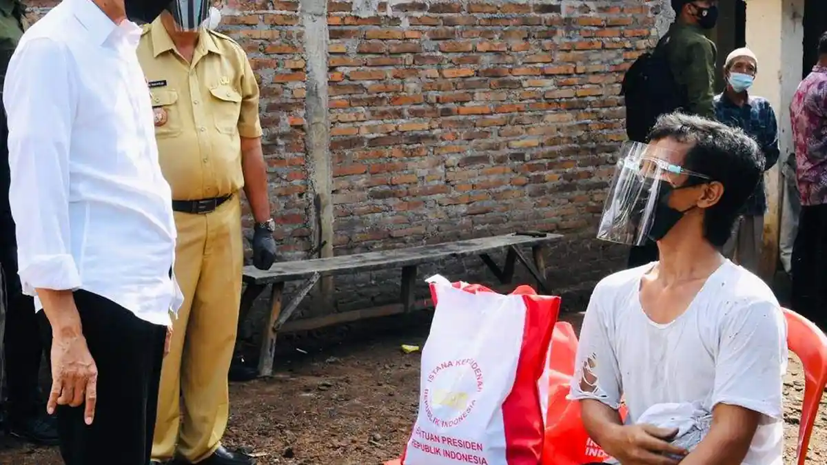 Ketika Joko Widodo Menangis di Depan Jokowi