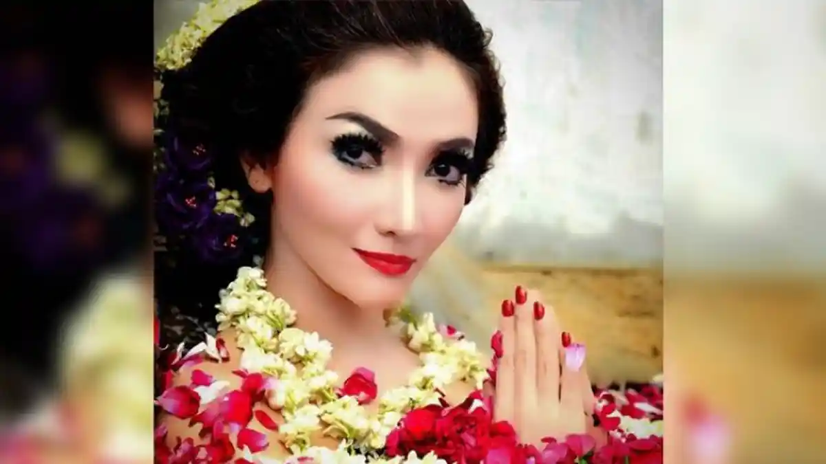 Mengaku Saudara Tapi Bongkar 'Aib' Roro Fitria, ''Beliau ini Udah Tua Loh''