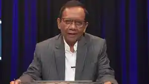 MAHFUD-NILAI-BERTENTANGAN-Guru-Besar-Hukum.jpg