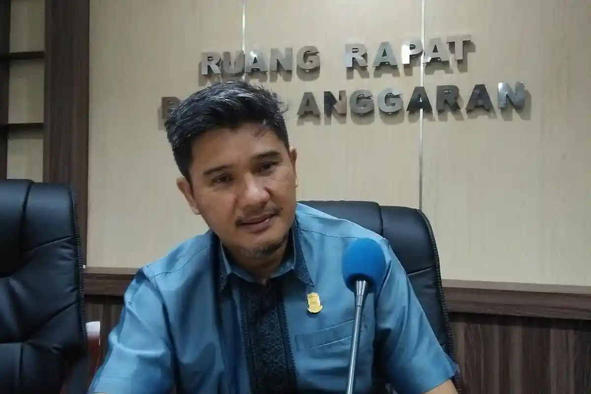 Anggaran Pakaian Dinas DPRD Makassar Rp 845 Juta