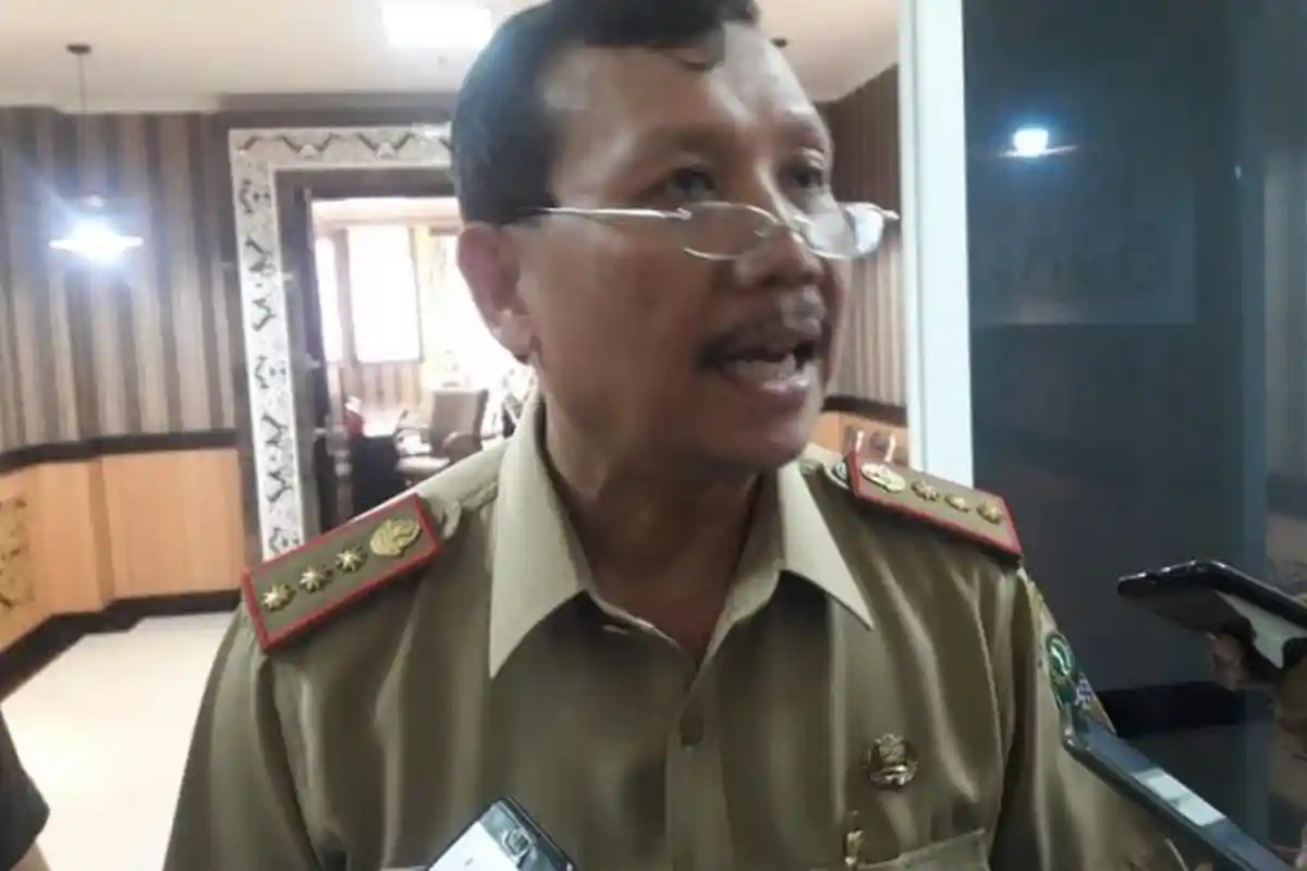 Tak Hanya Periksa Rumah Pribadi, Petugas KPK juga Geledah Rumah Dinas Sekda Jabar Iwa Karniwa