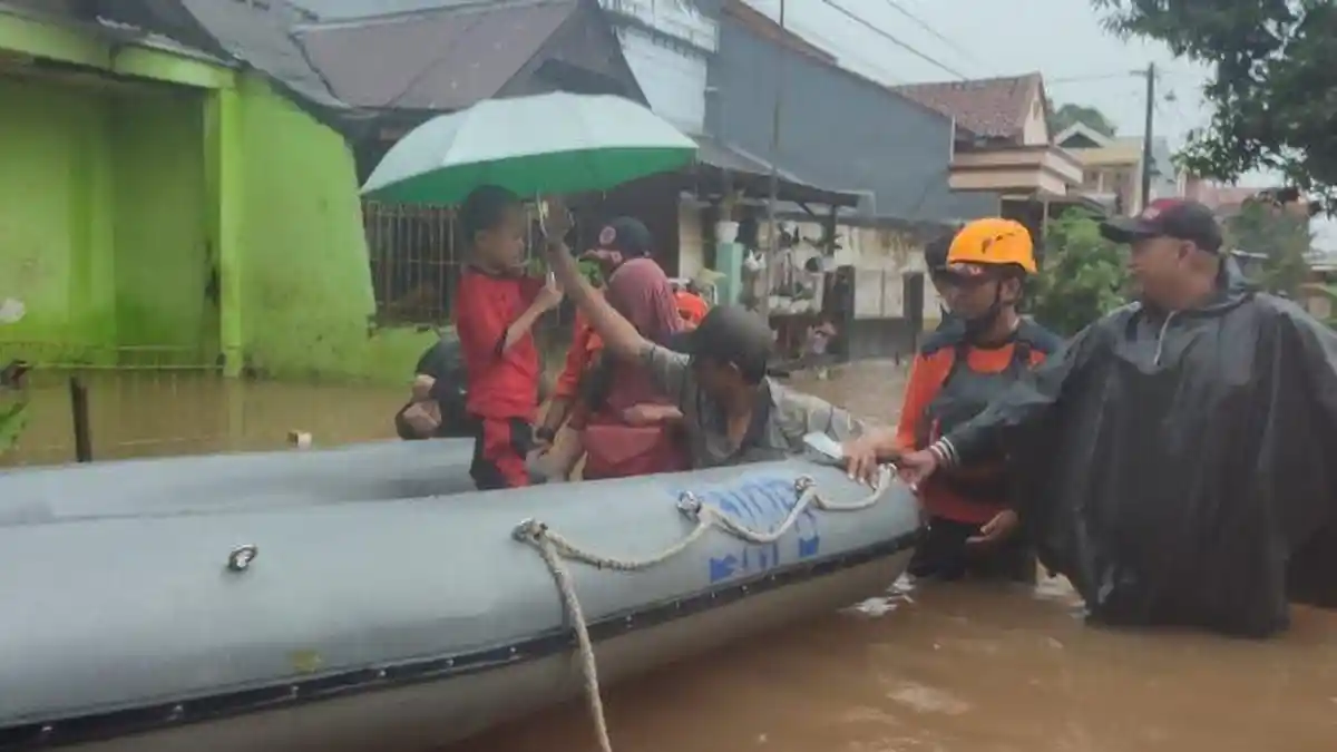 BPBD Makassar Siapkan Perahu Karet Saat Pencoblosan