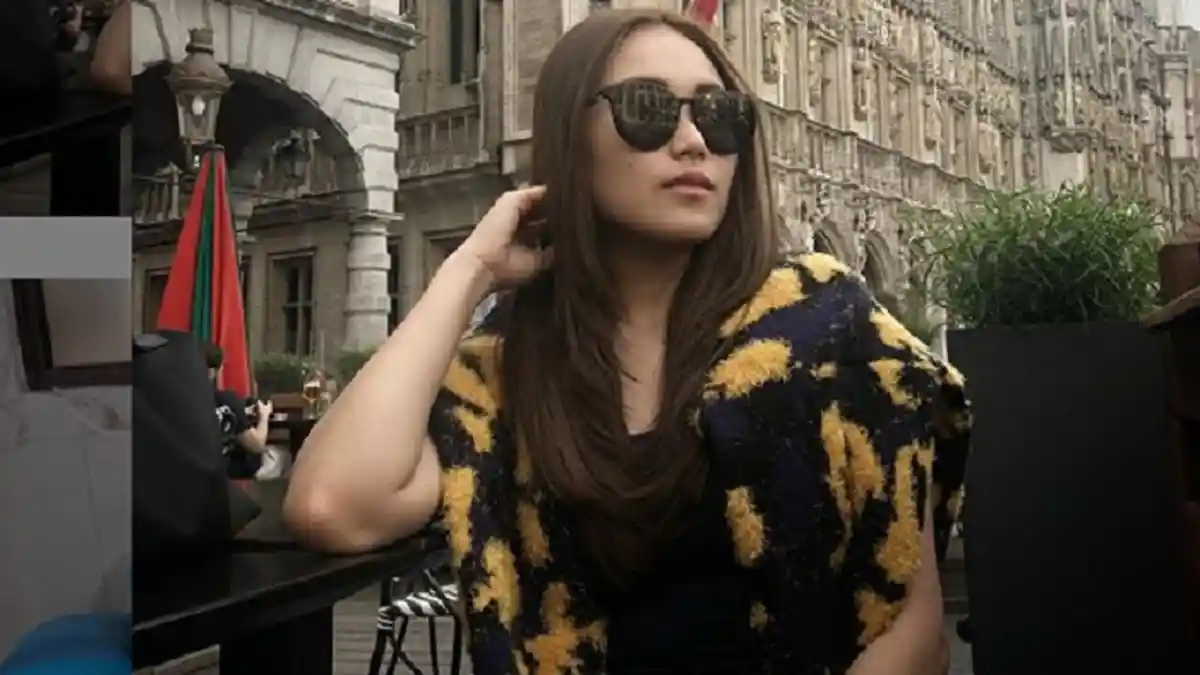 Dulu Gadaikan SK PNS, Kini Abdul Rozak Hidup Bergelimang Harta, Segini Gaji Ayah Ayu Ting Ting Ini