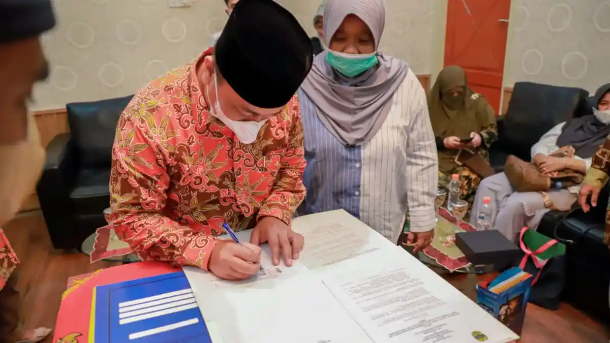 Pemkab Lingga Gandeng Umrah, Teken Nota Kesepahaman Desa Binaan