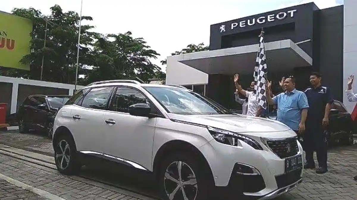 Pastikan Mobil Produksi 2000 ke Atas Aman Pakai BBM Bioetanol E5, Ini Penjelasan Astra Peugeot - Surya.co.id