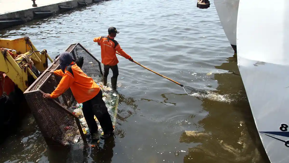 Ahok Laporkan Pejabat Tukang Tilep Gaji Pegawai Harian