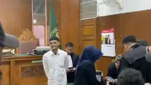 Sidang-putusan-Vadel-Badjideh.jpg