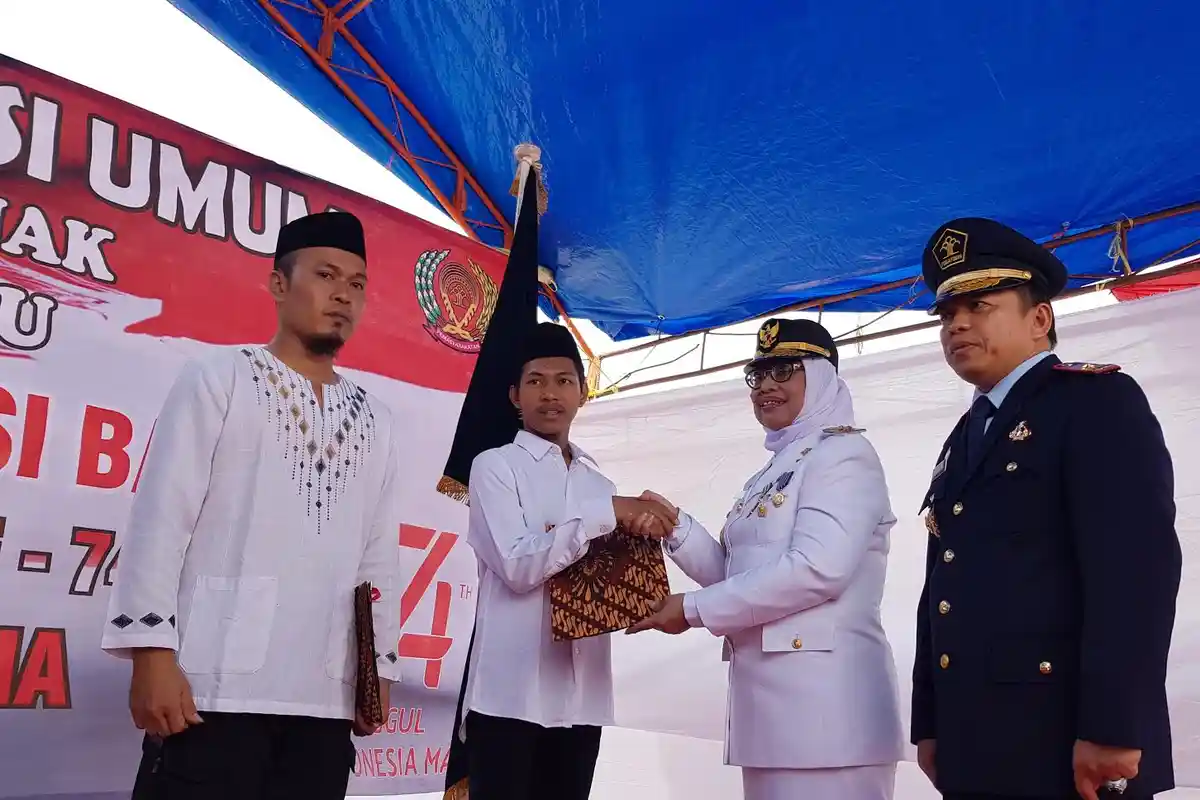 Berkelakuan Baik, Dua Warga Binaan di Sulbar Dapat Remisi Bebas di HUT RI