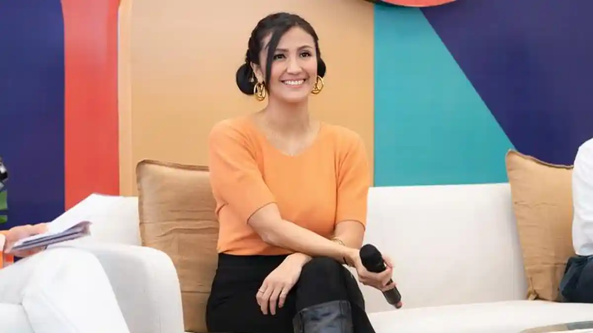 Aktris Sharena Delon Bocorkan Rahasia Dapat Banyak Cuan Tanpa Perlu Keluar Rumah