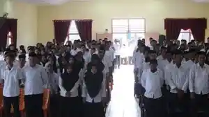 Ilustrasi-Pelantikan-anggota-Kelompok-Penyelenggara-Pemungutan-Suara-KPPS.jpg
