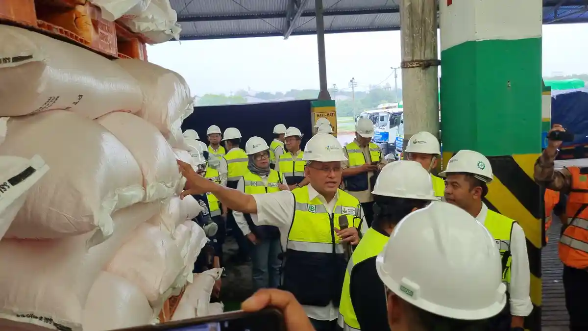 Harga Pupuk Subsidi Turun, Pupuk Indonesia Pastikan Distribusi Lancar, Petani Bisa Tebus Lebih Murah
