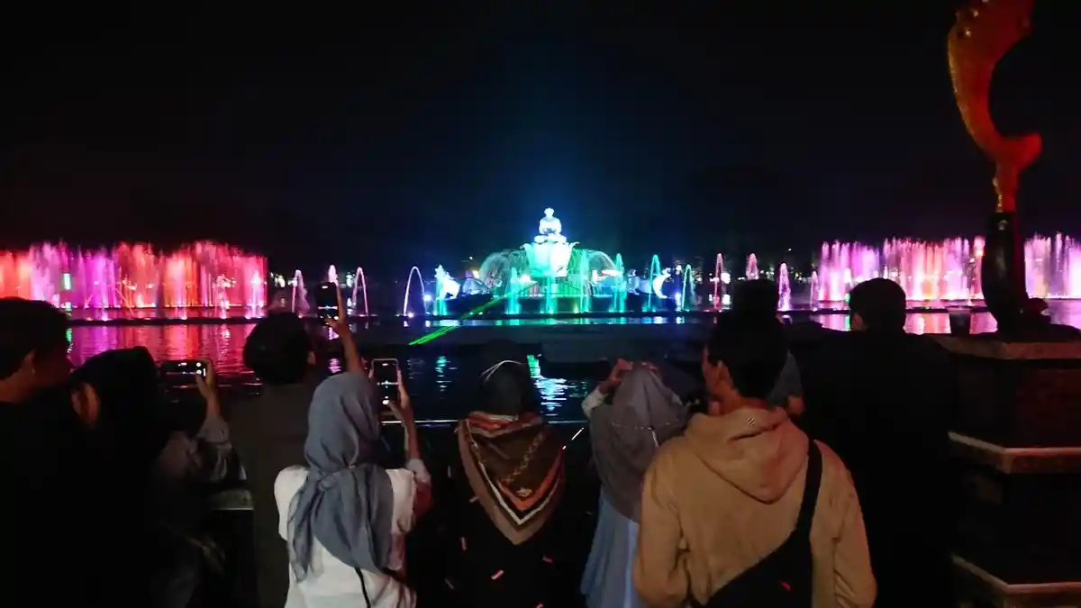 SEGERA CEK, Gratis! Begini Cara Dapatkan Tiket Pertunjukan Air Mancur 'Menari' Sri Baduga Purwakarta