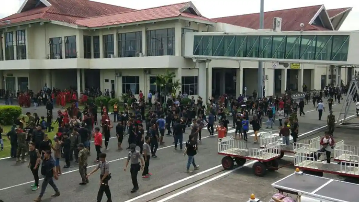 Fahri Hamzah Mendadak Batalkan Agenda Hadiri Diskusi Publik Usai Didemo Massa di Manado