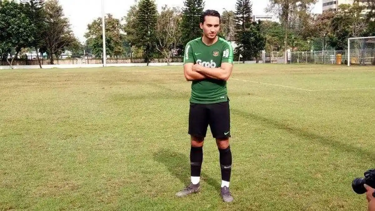 Instagramnya Diserbu Jakmania dan Bobotoh Tapi Bomber Ezra Diincar PSM Makassar dan Bali United