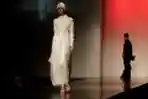 Fashion Show Karya Adjie Notonegoro